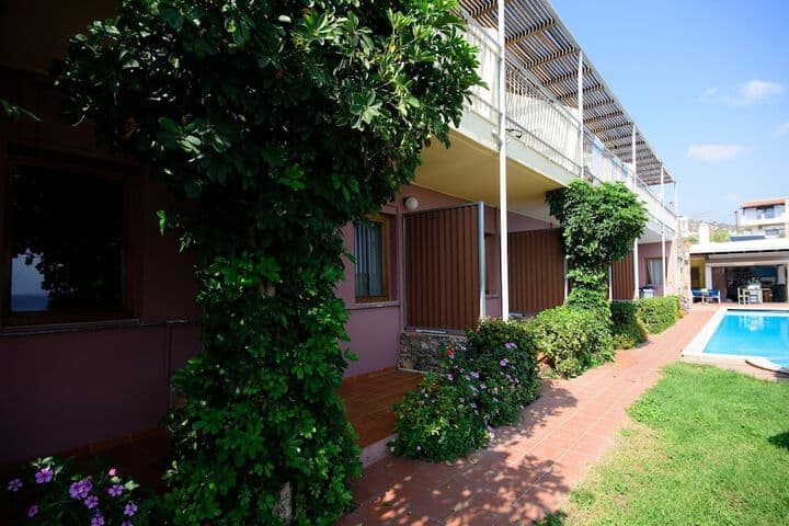 Mirabella Apartments photo 4