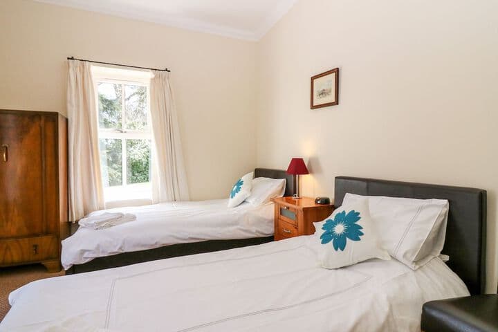 Courtyard Cottage photo 4