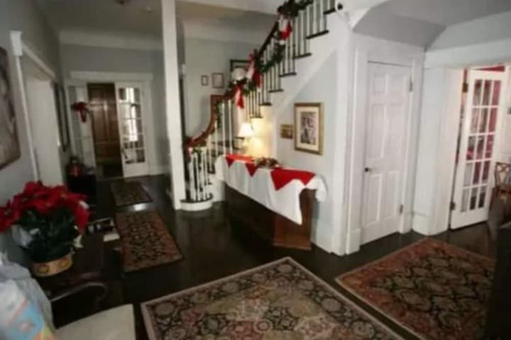Six Acres Bed & Breakfast photo 4