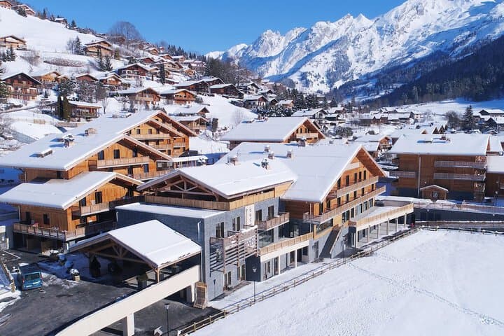 Lake Annecy Ski Resorts destination view