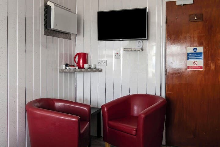 OYO Harlands Hotel photo 4
