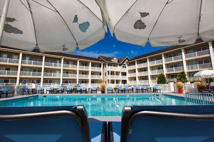 The Sandpiper Beach Club photo 4