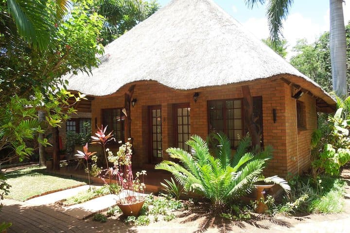 Trees Too Guest Lodge photo 2