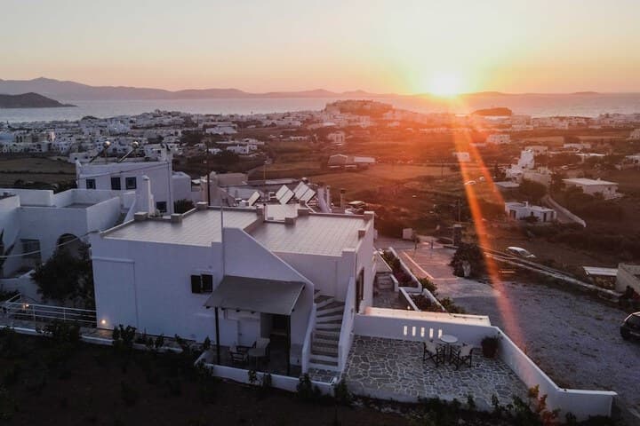 Petros Studios & Suites photo 3