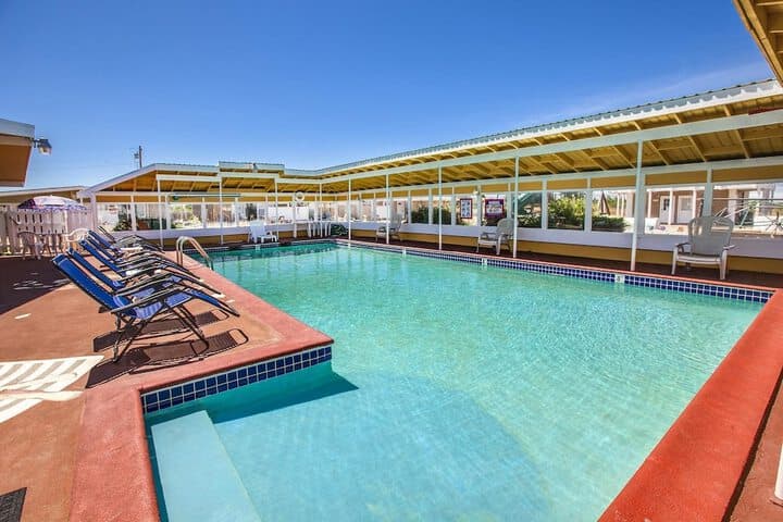 Beachwood Condos & Resort photo 5