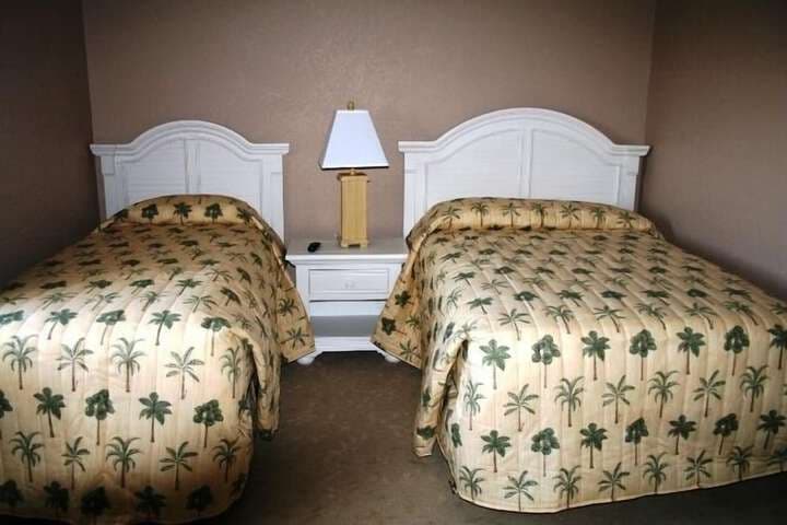 Club Regency in Regency Towers photo 5