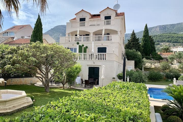 Apartments Villa Jadranka Adults Only photo 2