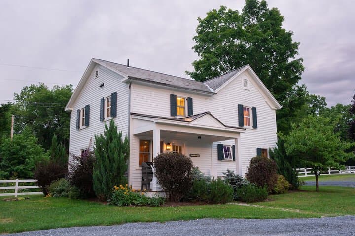 Hill Farm Inn photo 5