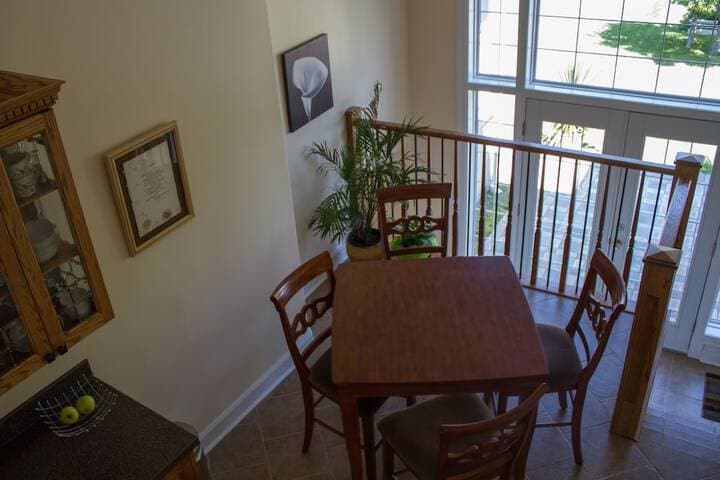 Genelle House B&B Guest House photo 4