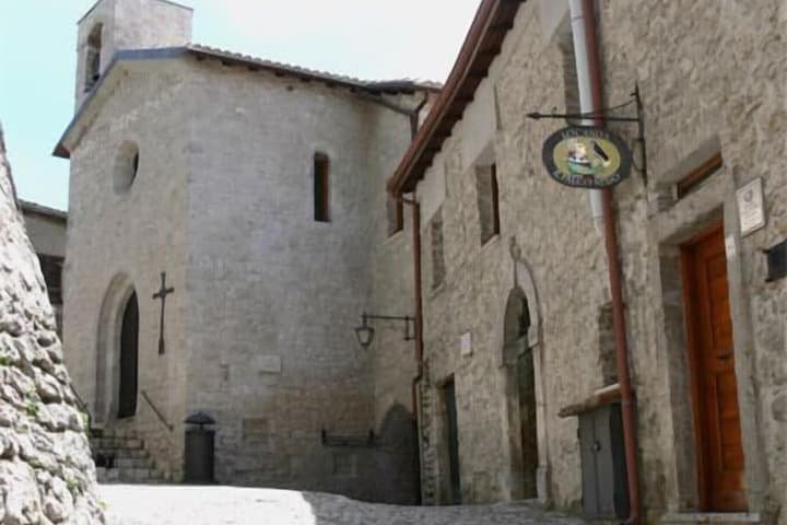 Fumone's Castle destination view