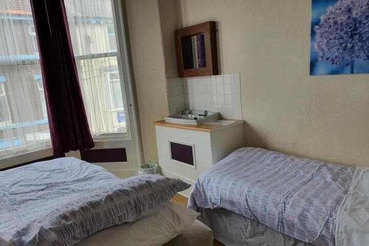 Foxhall Village Guest House photo 4