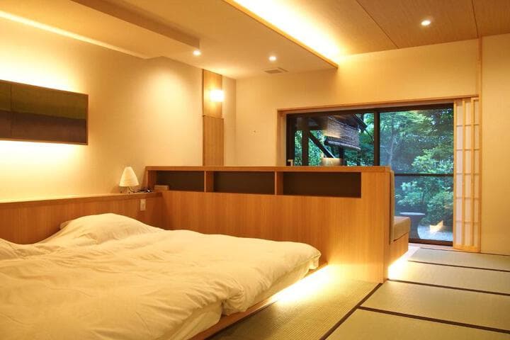 Yoshimatsu photo 3