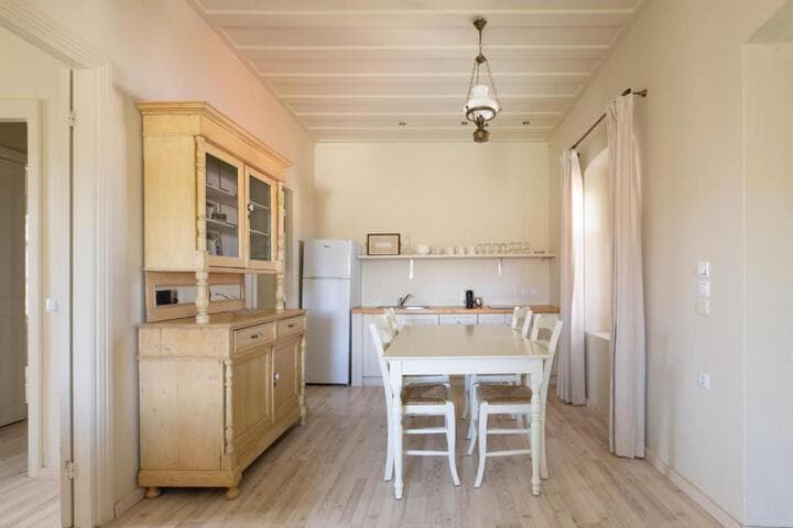 Teachers House photo 5