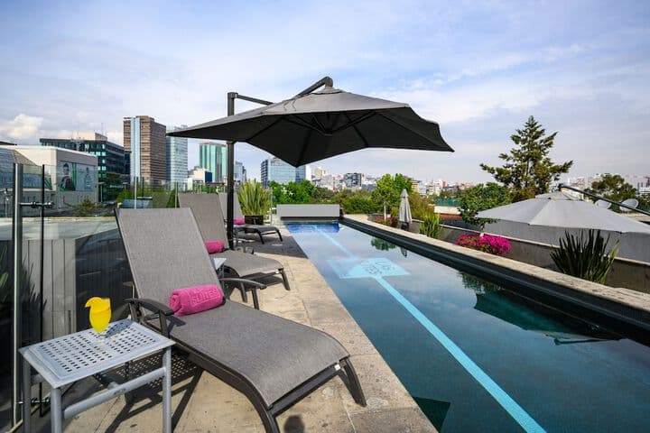 Las Suites Campos Eliseos photo 4