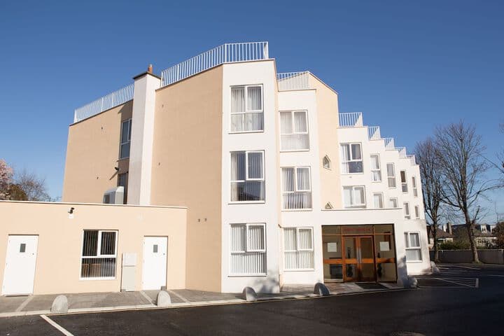 Broc House Suites photo 2