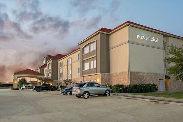 Sonesta Essential Houston Westchase photo 2