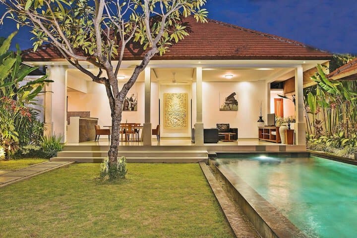 Kubu Manggala Villas Seminyak photo 2