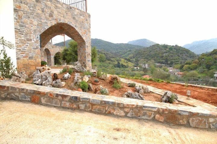 Aposperitis Traditional Guesthouse photo 3