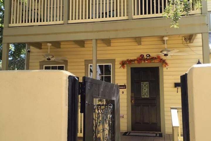 Agustin Inn photo 3