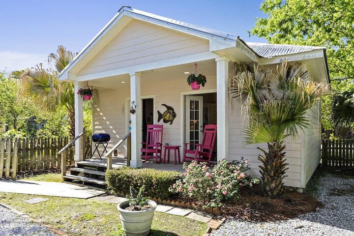 Carroll House Cottages photo 2