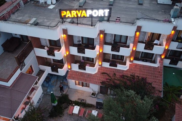 Parva Port Alacati photo 2