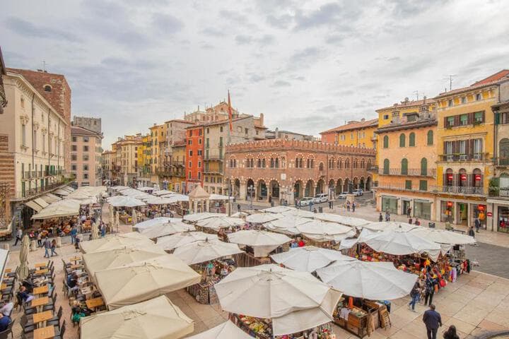 Corte Realdi Suites Piazza Erbe photo 4