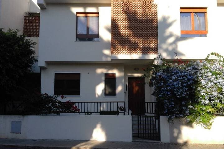 Marcella House photo 3