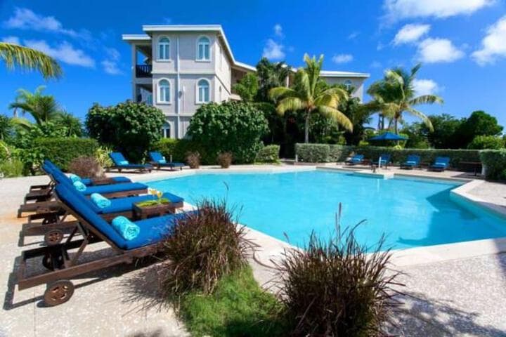 Fountain Anguilla photo 3