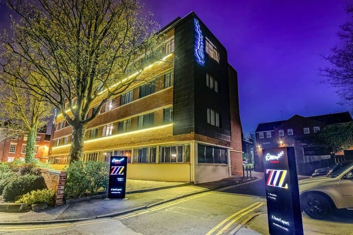 Roomzzz Chester City photo 4