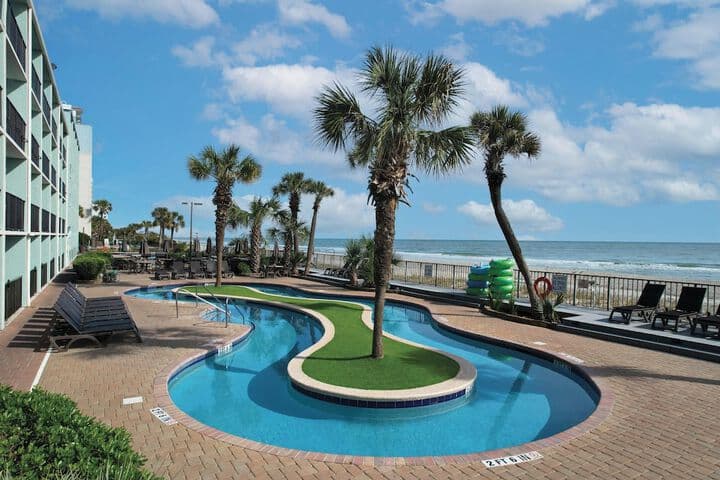 Compass Cove Resort photo 4