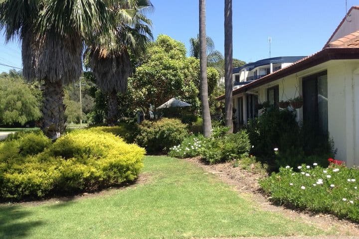 The Peninsular Merimbula photo 3
