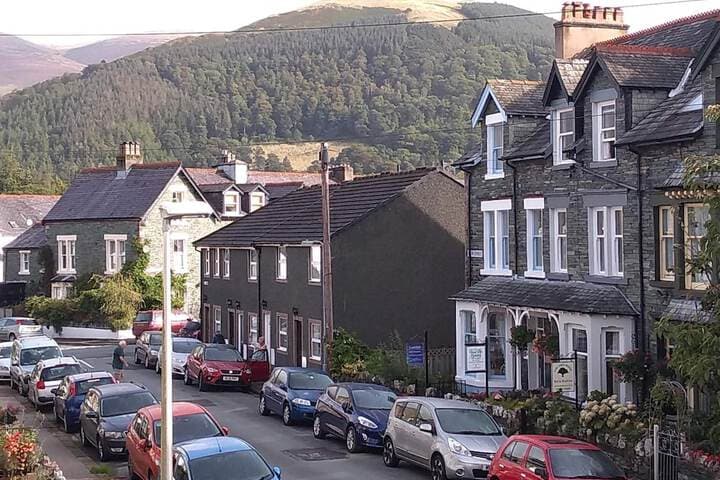 Squirrel Lodge photo 2