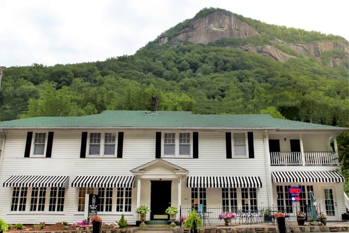 Chimney Rock destination view