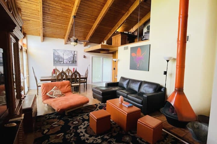 Treehouse Apartment Rentals photo 3