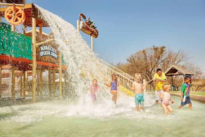 First Group Magalies Park photo 3