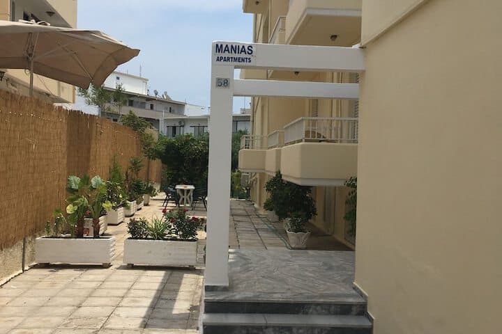 Manias Apartments photo 5