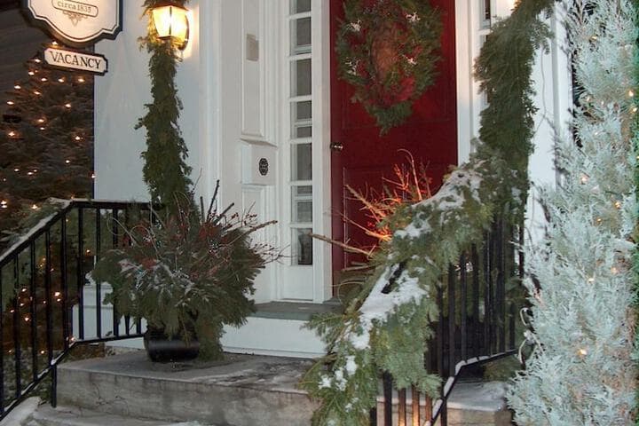 The White House Inn photo 2