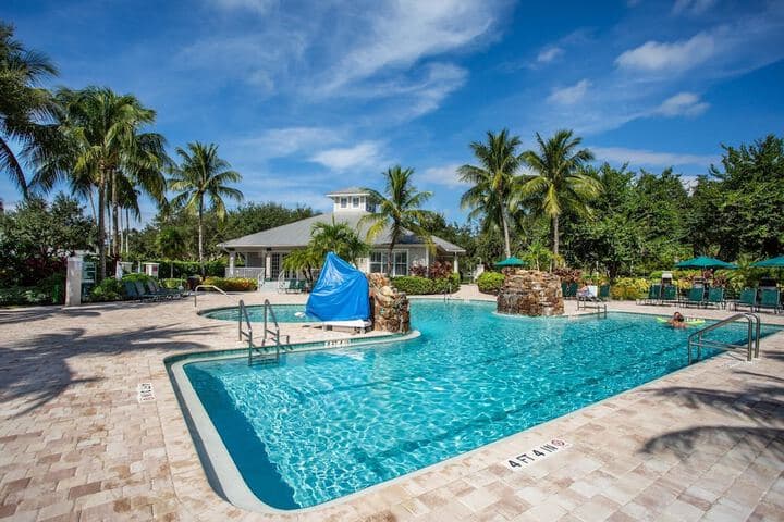 Messina Vacation Rental at Lely Resort. Spacious 3 BR 2 Bath Condo with Lake Views&Handicap Accessibility. Enjoy Community Pool Hot Tub&Proximity to Naples Beaches&Dining photo 4