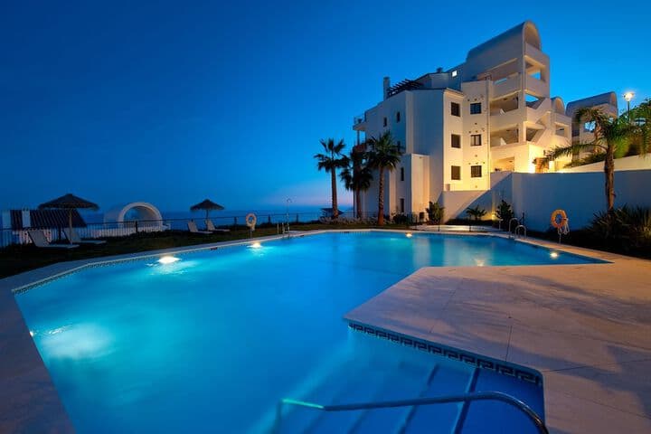 Olée Nerja Holiday Rentals by Fuerte Group photo 3