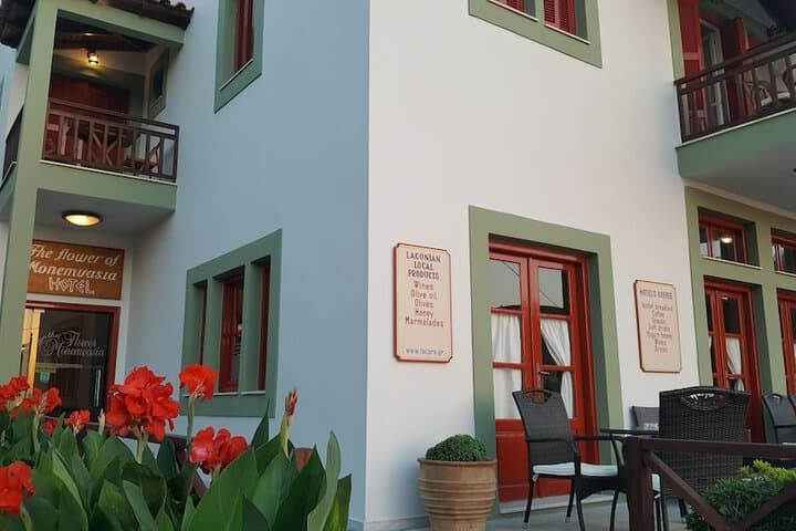 The Flower of Monemvasia photo 3