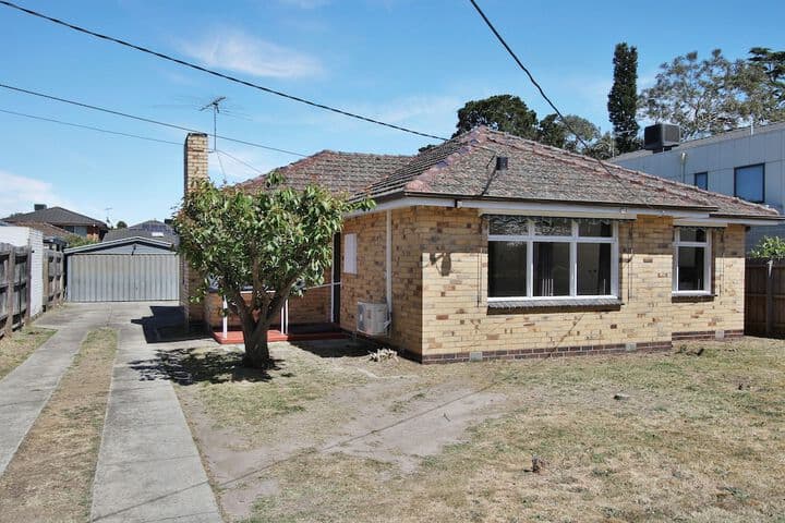 Ivy Units Glen Waverley photo 2
