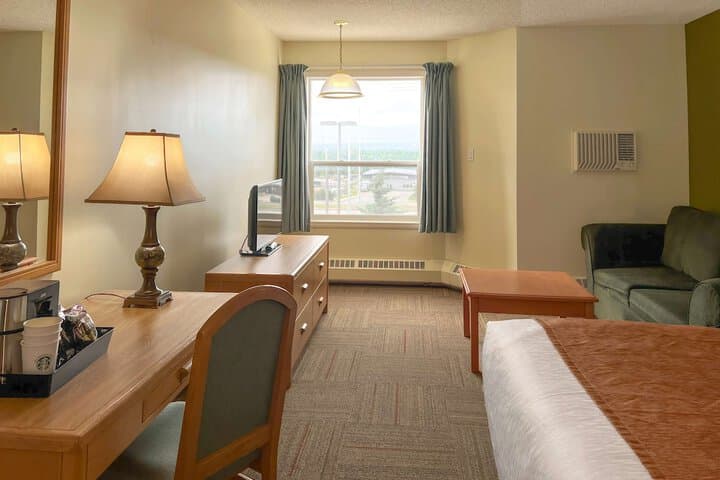 Coast Hinton Hotel photo 5