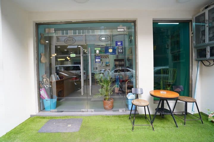 Check in at Downtown Yangon photo 3