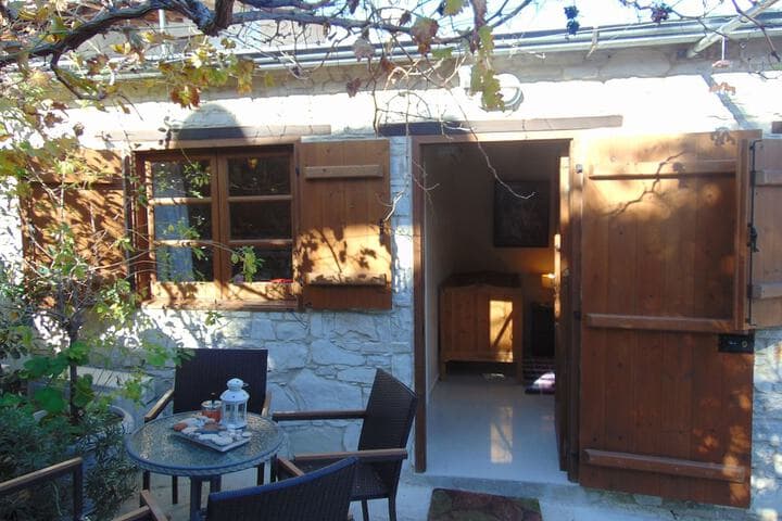 Charalambos Holiday Cottage photo 4