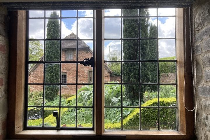 Old Downton Lodge photo 5