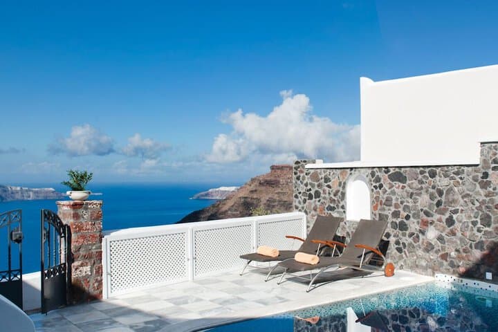 Vallas Apartments & Villas photo 4