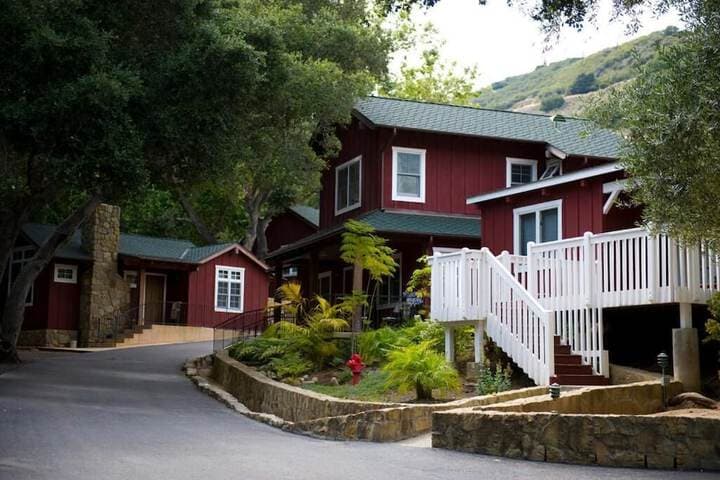 Circle Bar B Guest Ranch photo 2