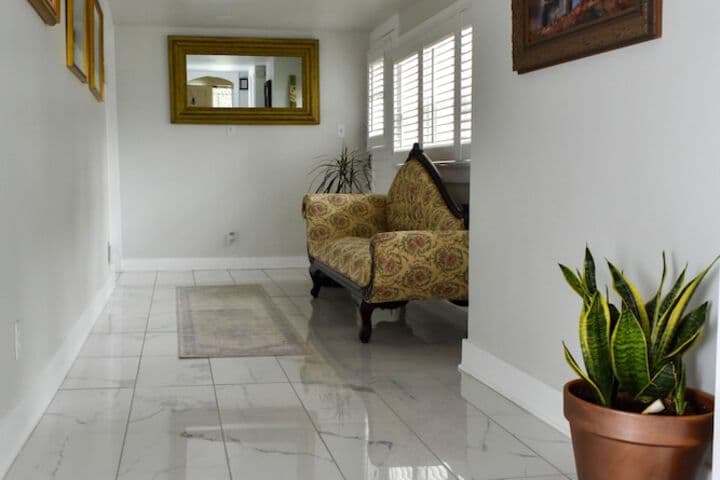 Tolley House photo 5