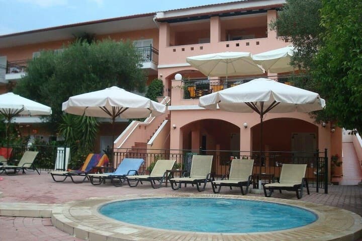 Aloni Hotel photo 4