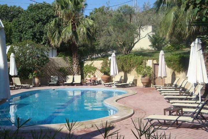 Aloni Hotel photo 2